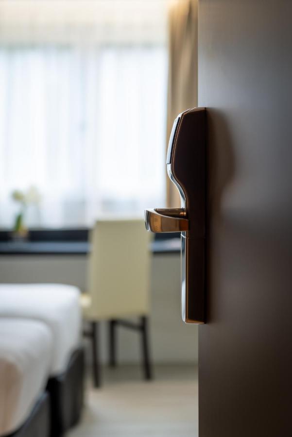 Zenith Hotel Caen Bagian luar foto